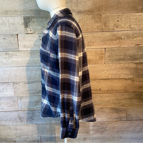 Abercrombie &  Fitch women’s blue plaid button up shirt in size small - Picture 2 of 8